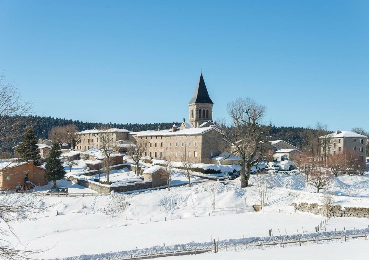 Ressourcez vous en pleine nature! Saint-Regis-du-Coin Extérieur photo